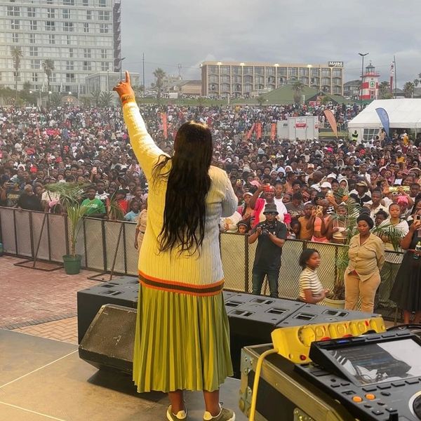 south-african-female-gospel-singer